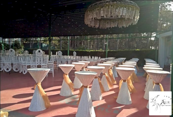 Bistro Masa Kiralama