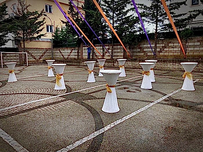 Parti Masası Kiralama