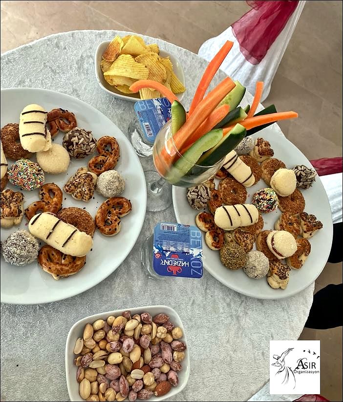 Kokteyl Yiyecekleri Menüsü